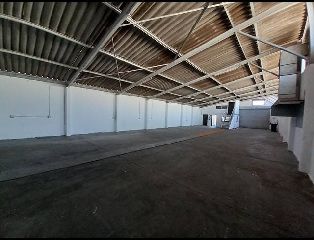 335M² FACTORY TO LET IN STIKLAND INDUSTRIAL